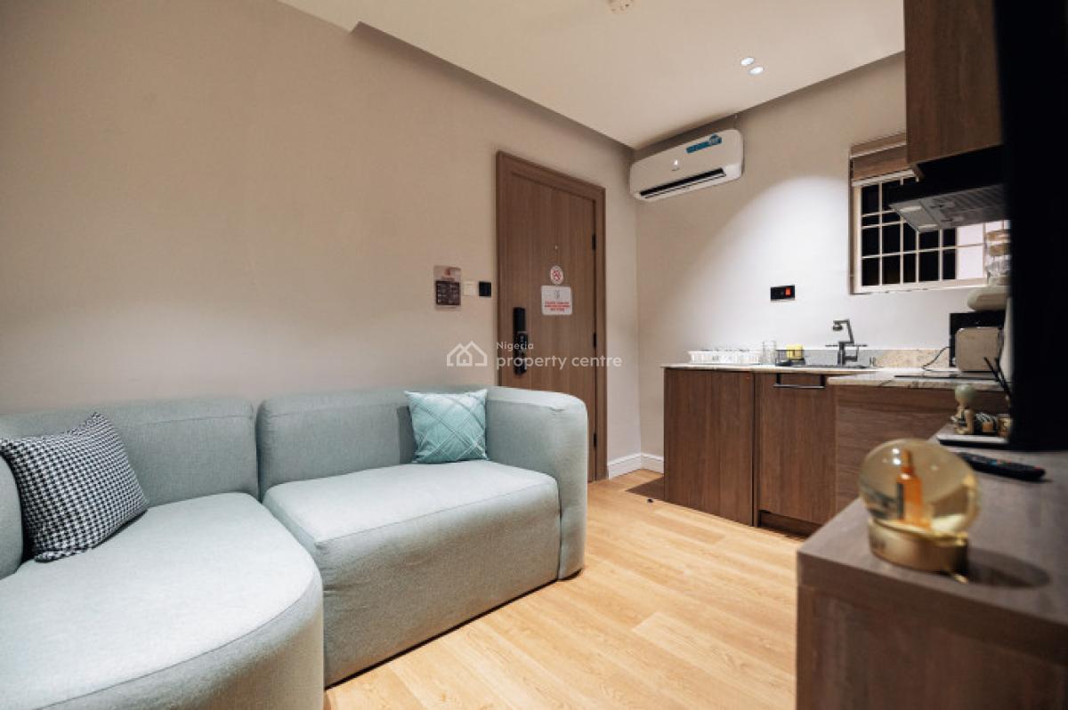 Nicely Furnished 1 Bedroom Apartment, Wuse, Abuja, Flat / Apartment Short Let