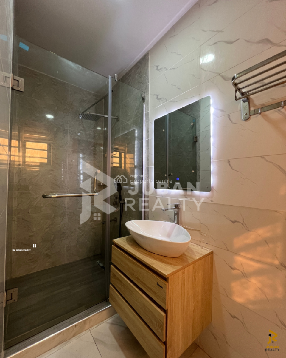 Fully Furnished 2 Bedroom Apartment, Ikate, Lekki, Lagos, Block of Flats for Sale