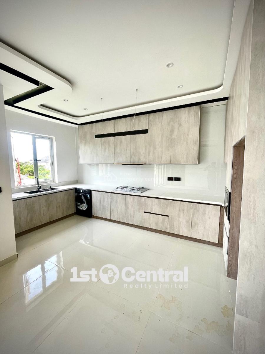 Brand New 2 Bedrooms Maisonette, Lekki Phase 1, Lekki, Lagos, Flat / Apartment for Sale