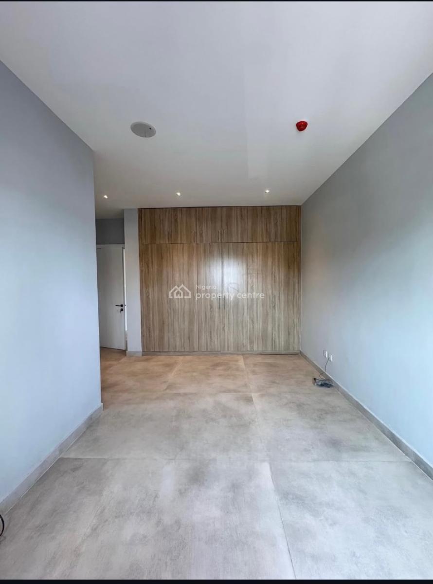 3 and 2 Bedroom Service Apartment, Lekki Phase 1, Lekki, Lagos, Block of Flats for Sale