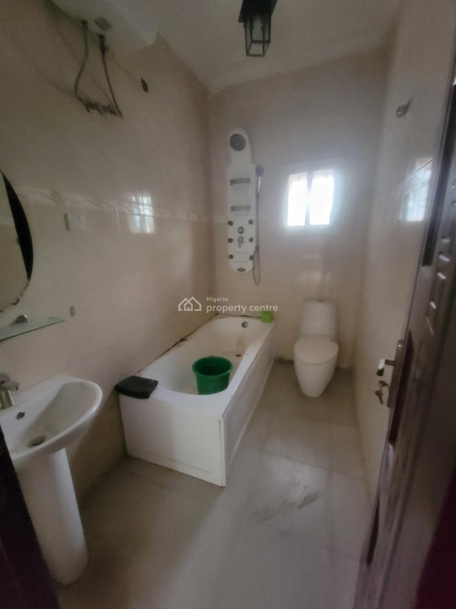 Spacious 5-bedroom Detached Duplex with a Bq and 2 Study Rooms, Lekki Phase 1, Lekki, Lagos, Detached Duplex for Rent