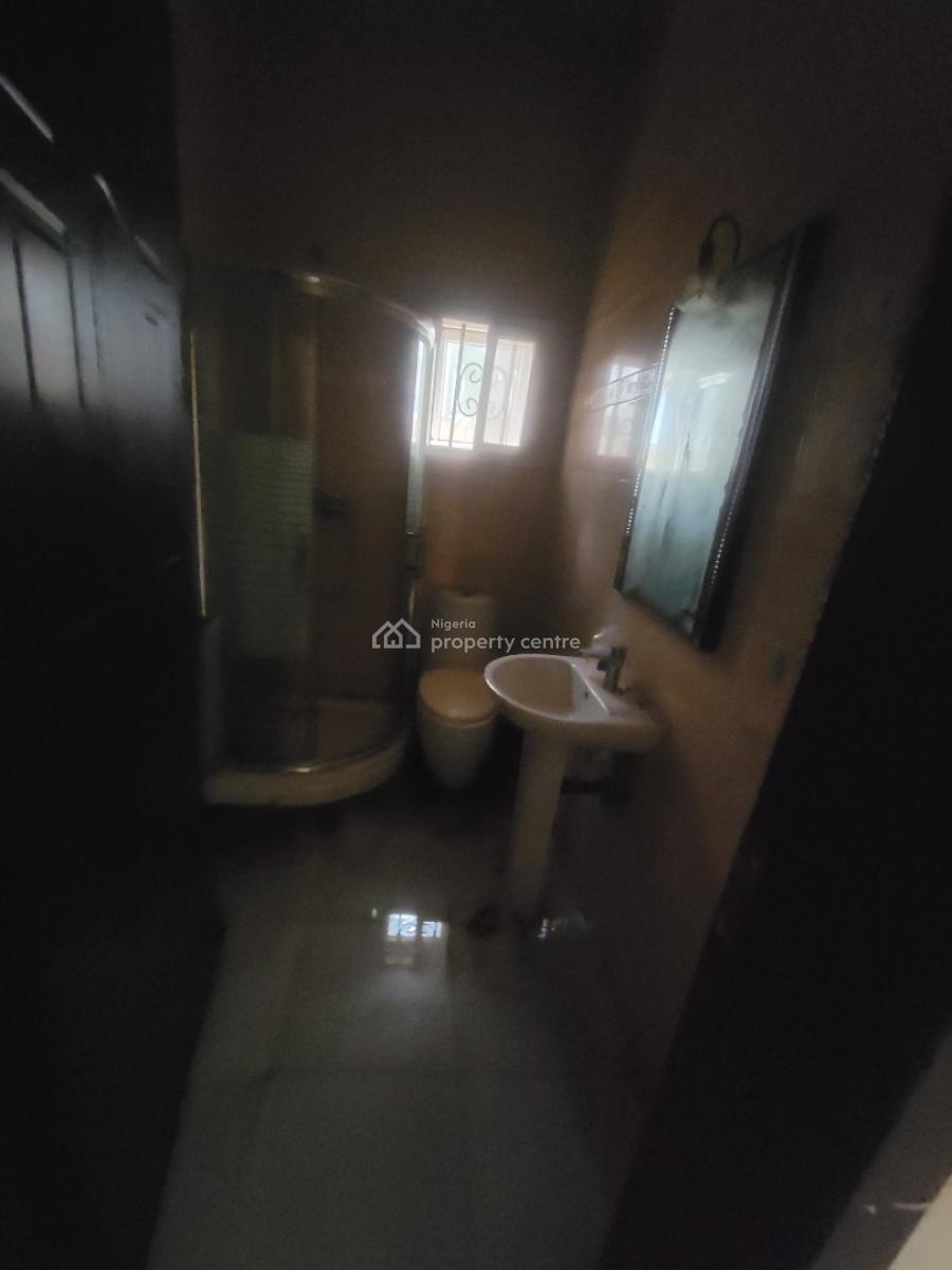 Spacious 5-bedroom Detached Duplex with a Bq and 2 Study Rooms, Lekki Phase 1, Lekki, Lagos, Detached Duplex for Rent