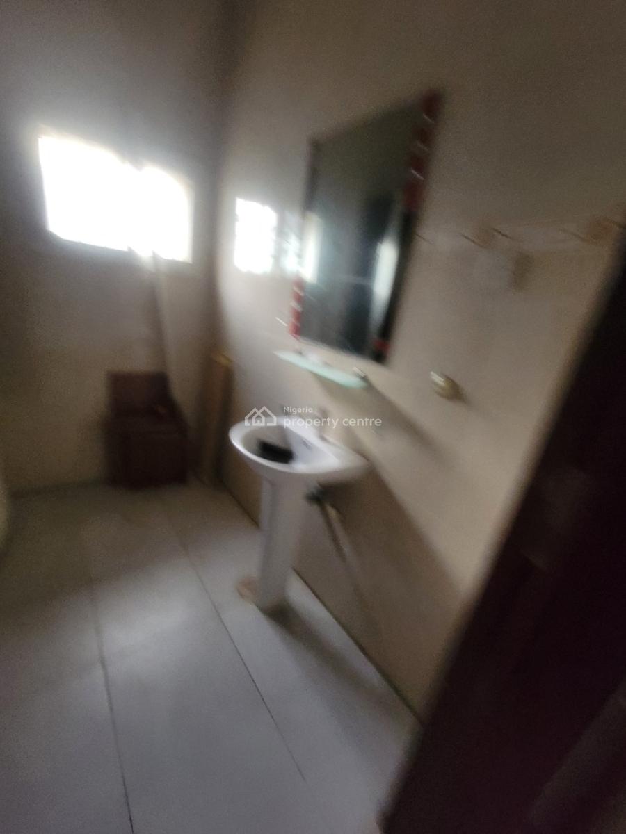 Spacious 5-bedroom Detached Duplex with a Bq and 2 Study Rooms, Lekki Phase 1, Lekki, Lagos, Detached Duplex for Rent