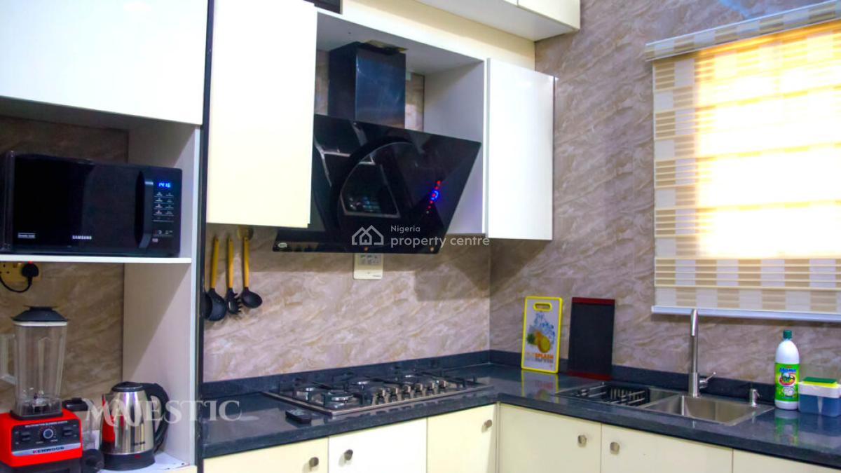 Nicely Furnished 2 Bedroom Apartment, Lekki, Lagos, Flat / Apartment Short Let