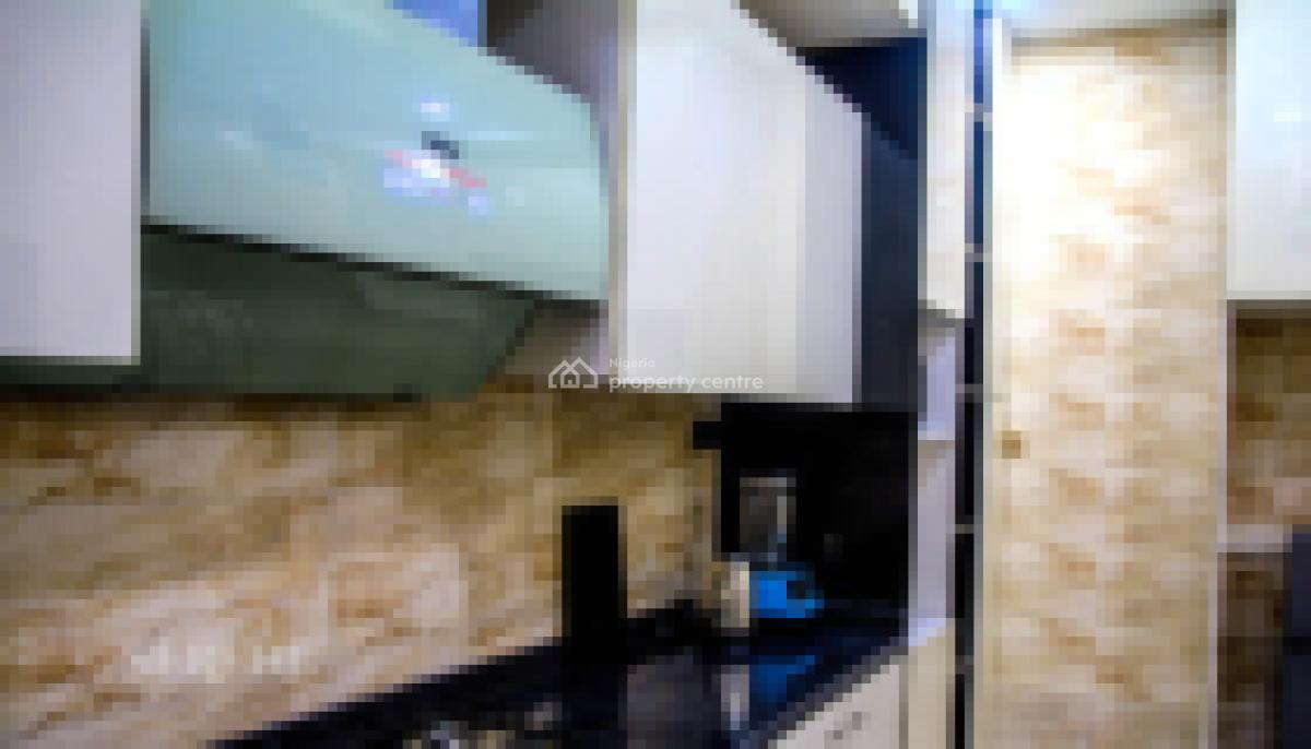 Nicely Furnished 3 Bedroom Apartment, Lekki, Lagos, Flat / Apartment Short Let