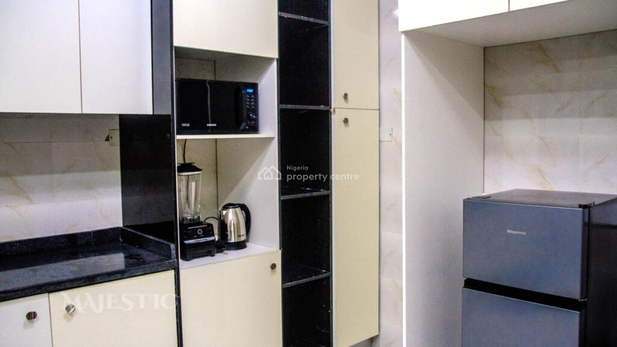 Nicely Furnished 3 Bedroom Apartment, Lekki, Lagos, Flat / Apartment Short Let