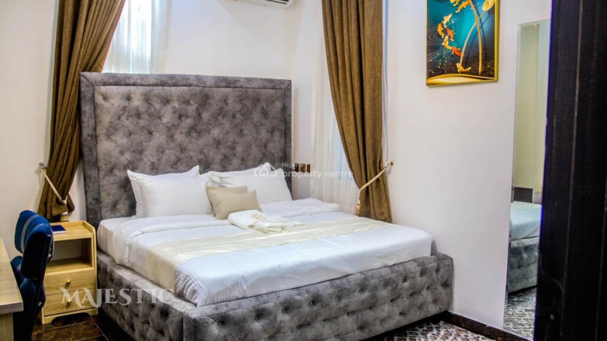 Nicely Furnished 3 Bedroom Apartment, Lekki, Lagos, Flat / Apartment Short Let