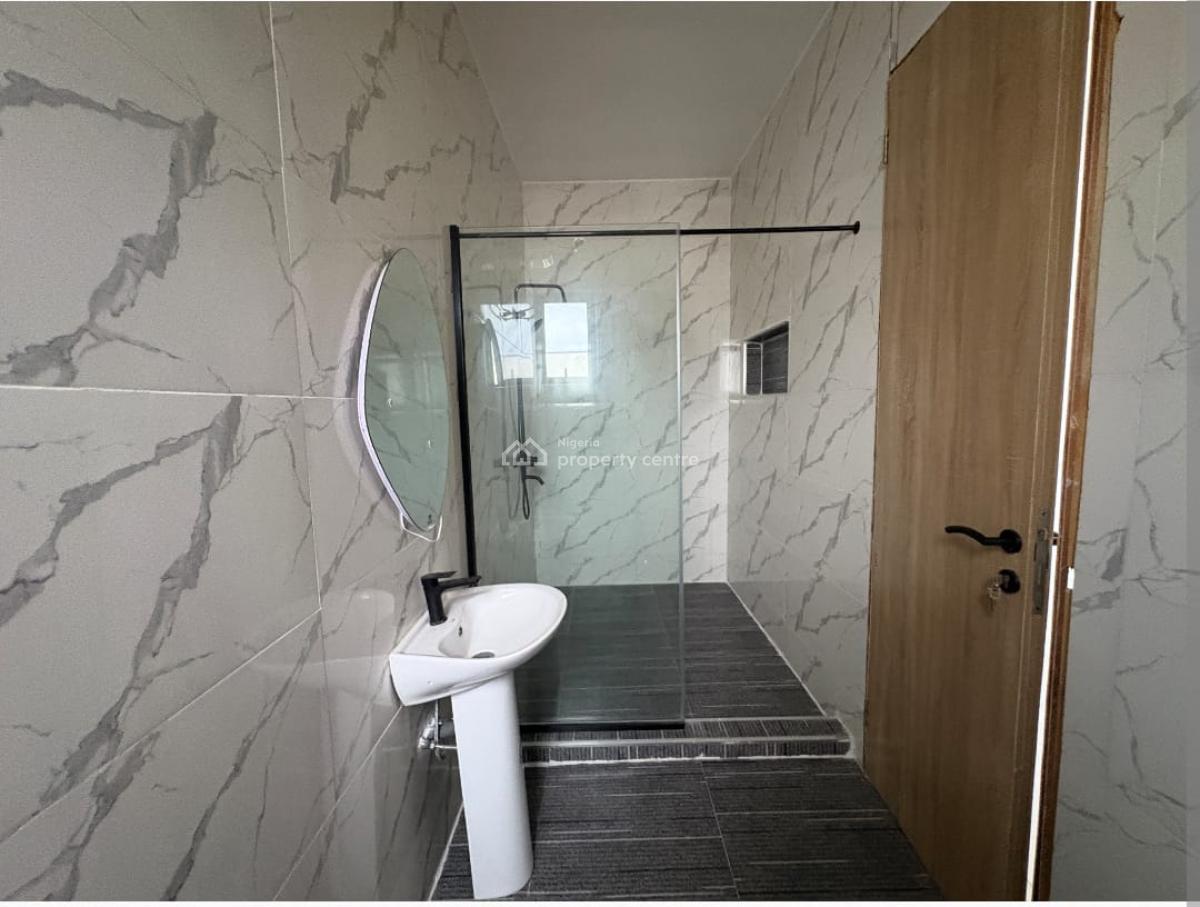 New 4 Bedrooms All Ensuite Terrace Duplex, Swimming Pool, Generator, Lekki Phase 1, Lekki, Lagos, Terraced Duplex for Sale