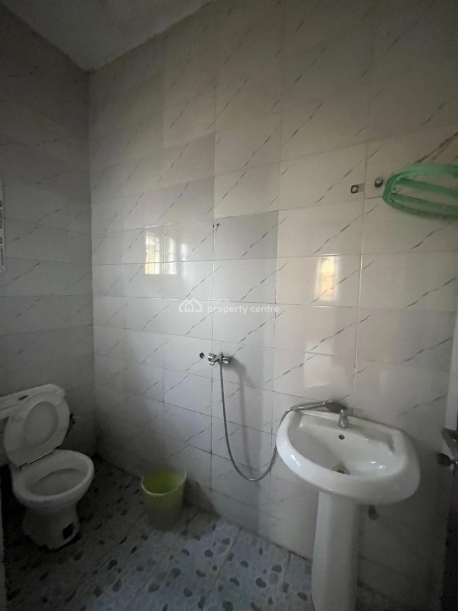2 Bedroom Flat, Alasela Royal Estate, Ogombo, Ajah, Lagos, Flat / Apartment for Rent