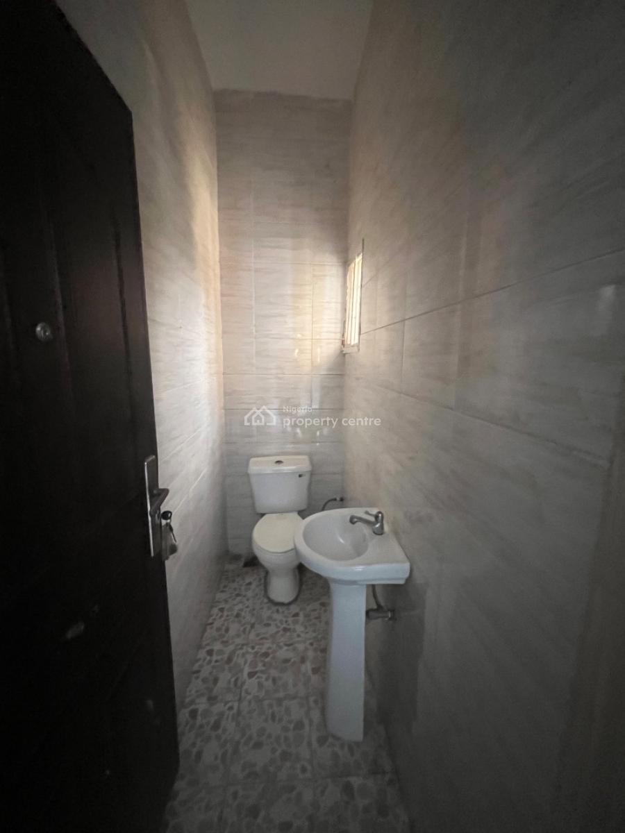 2 Bedroom Flat, Alasela Royal Estate, Ogombo, Ajah, Lagos, Flat / Apartment for Rent