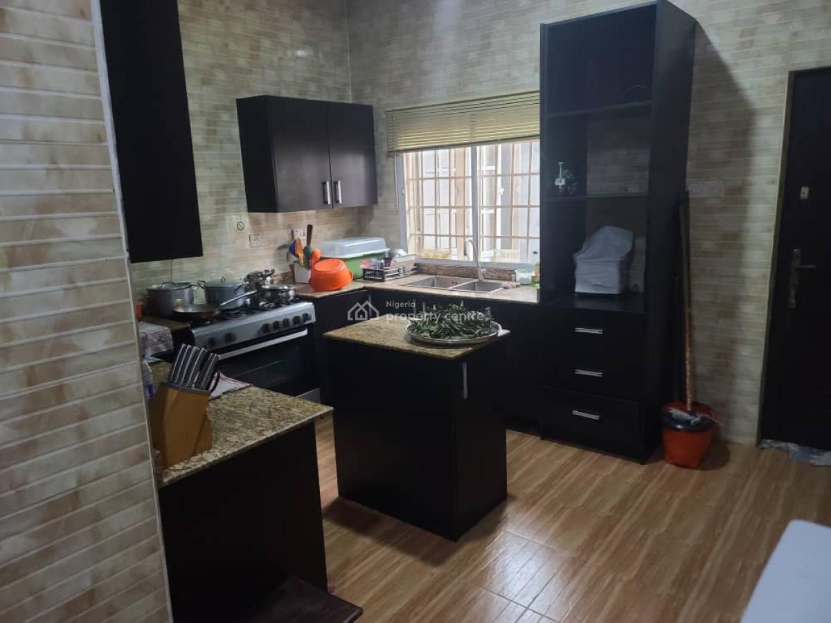 Five Bedroom Detached House, Magboro, Ogun, Detached Duplex for Sale