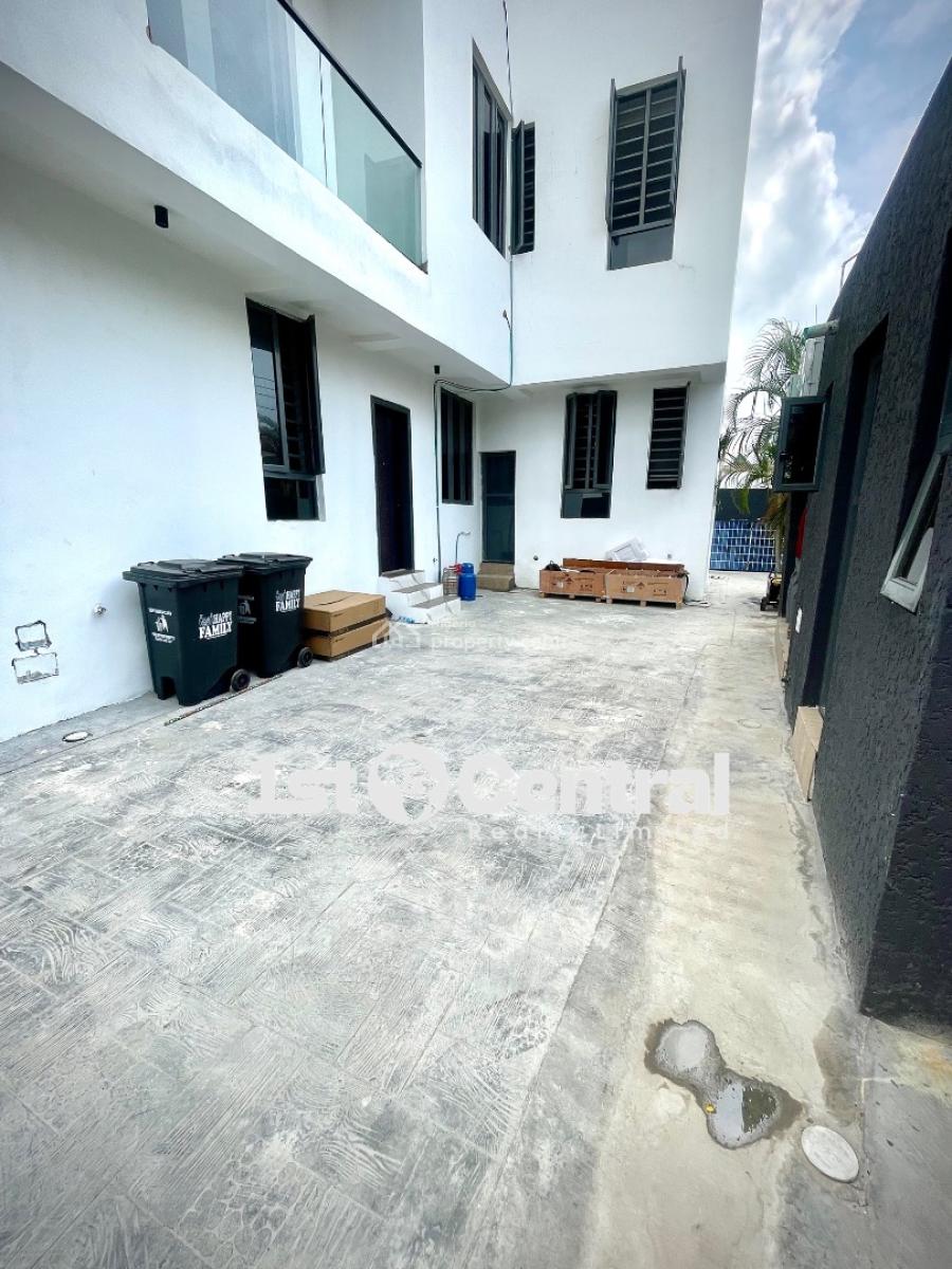 Fully Furnished 3 Bedrooms with 1 Bq Apartments, Lekki Phase 1, Lekki, Lagos, Flat / Apartment for Rent