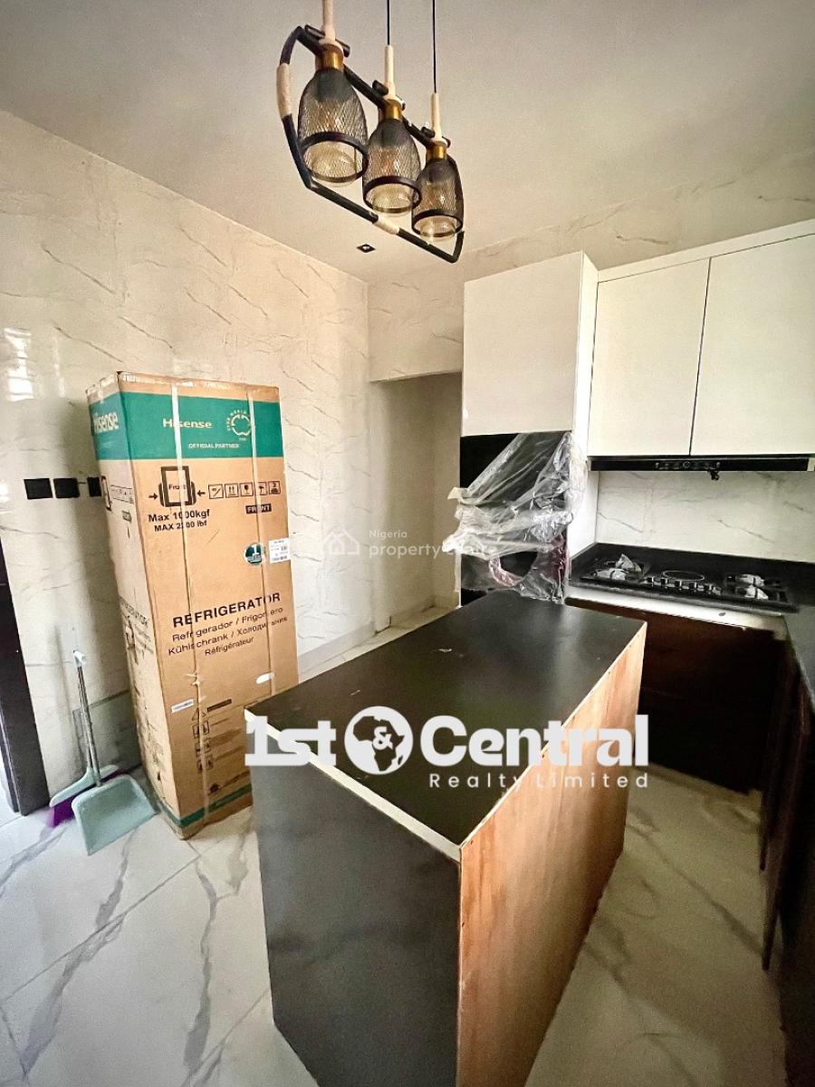 Fully Furnished 3 Bedrooms with 1 Bq Apartments, Lekki Phase 1, Lekki, Lagos, Flat / Apartment for Rent