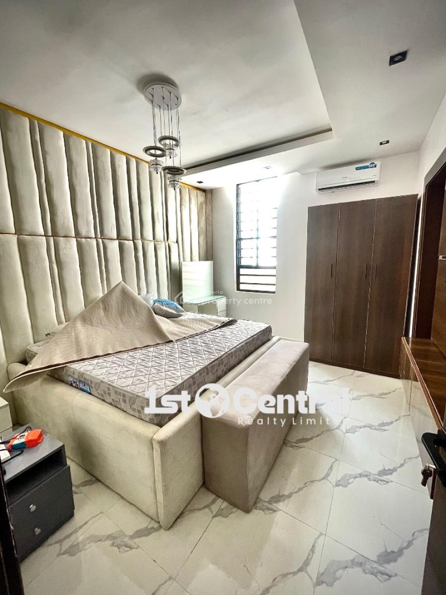Fully Furnished 3 Bedrooms with 1 Bq Apartments, Lekki Phase 1, Lekki, Lagos, Flat / Apartment for Rent