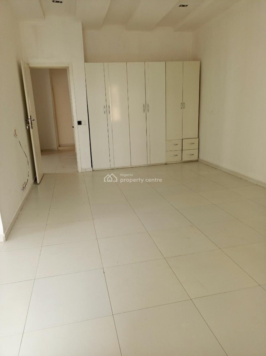 Sharp 4 Bedroom with Bq and Security House 4 Car Space, Osapa, Lekki, Lagos, Semi-detached Duplex for Rent