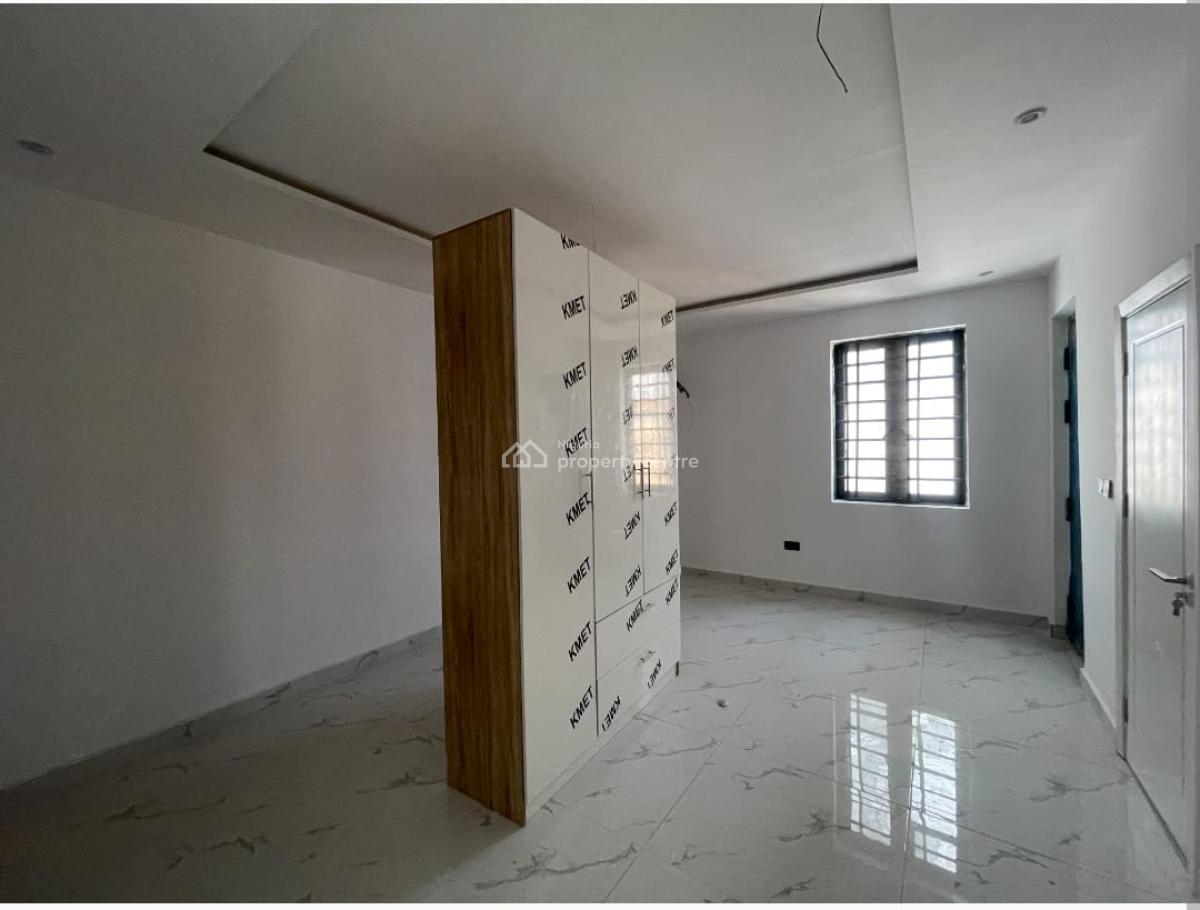 New 3 Bedrooms Penthouse Apartment with Bq, Elevator, Lekki Phase 1, Lekki, Lagos, House for Sale