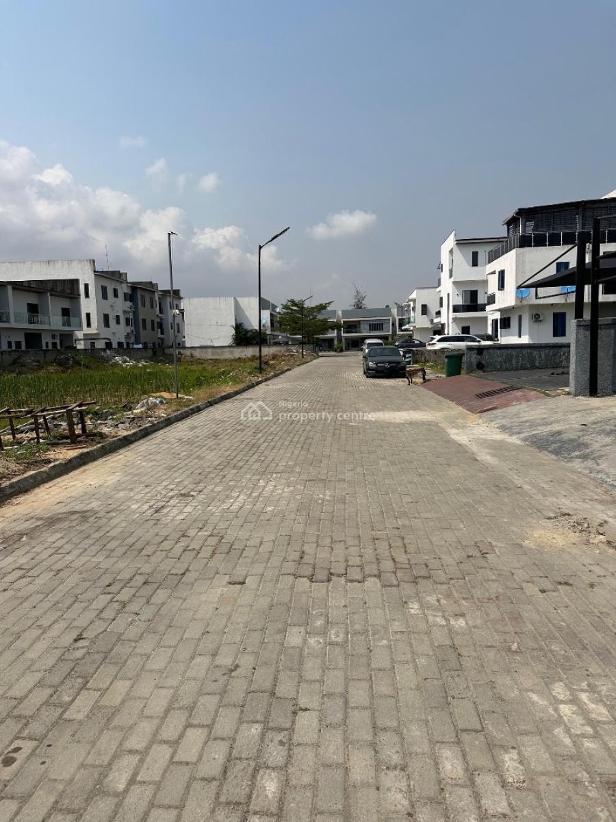 3 Bedroom Apartment All Rooms En-suite, Urban Prime One Estate, Ogombo, Ajah, Lagos, Flat / Apartment for Rent