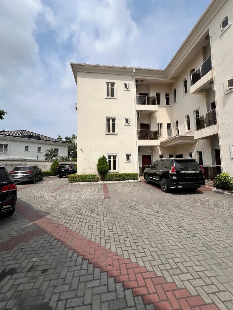 Serviced and Fully Fitted Two Bedroom Apartment, Lekki Phase 1, Lekki, Lagos, Flat / Apartment for Rent