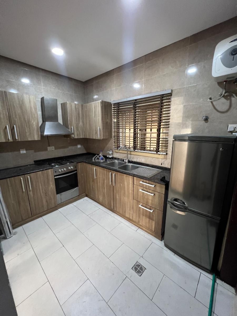 Serviced and Fully Fitted Two Bedroom Apartment, Lekki Phase 1, Lekki, Lagos, Flat / Apartment for Rent