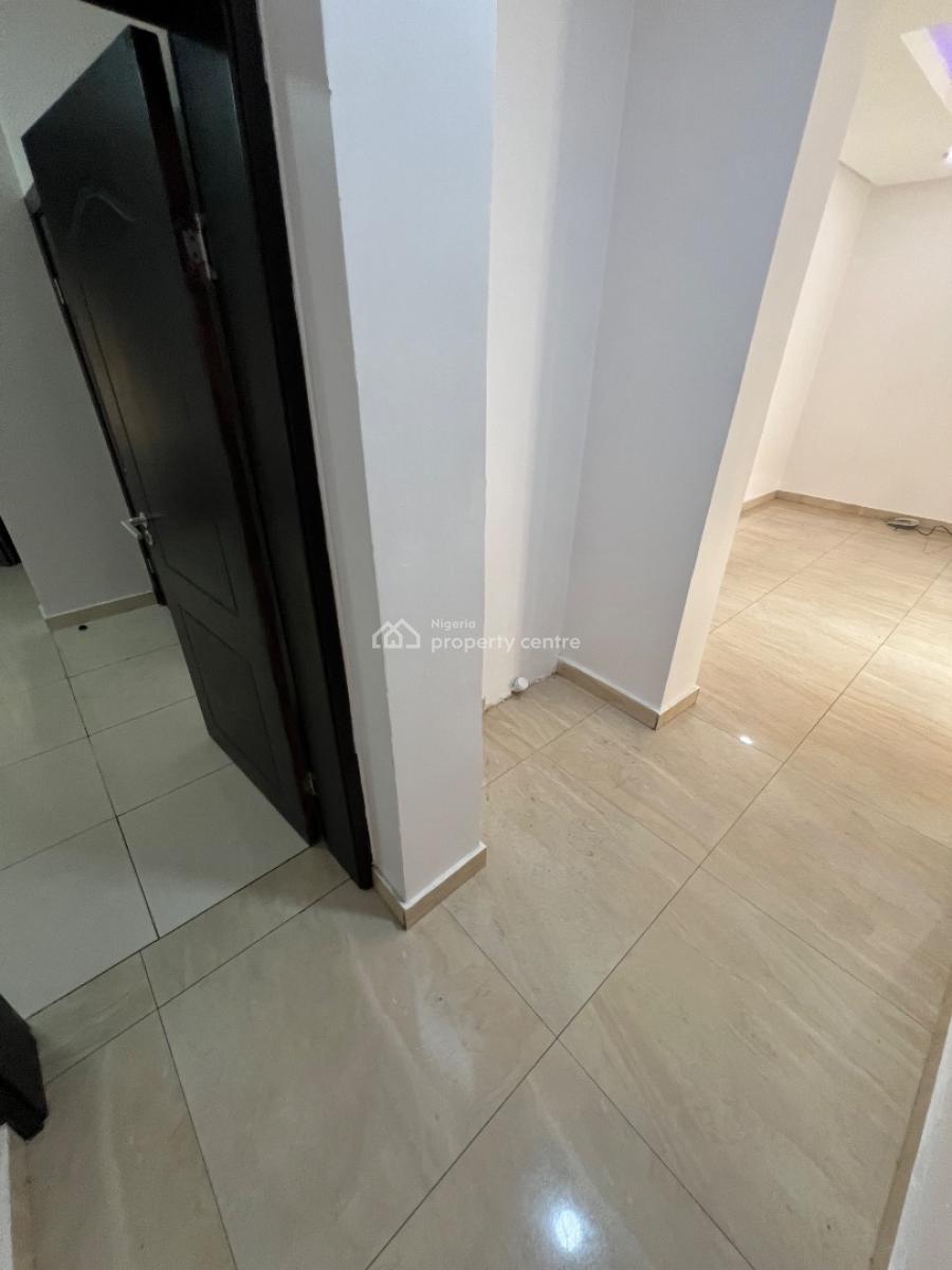 Serviced and Fully Fitted Two Bedroom Apartment, Lekki Phase 1, Lekki, Lagos, Flat / Apartment for Rent