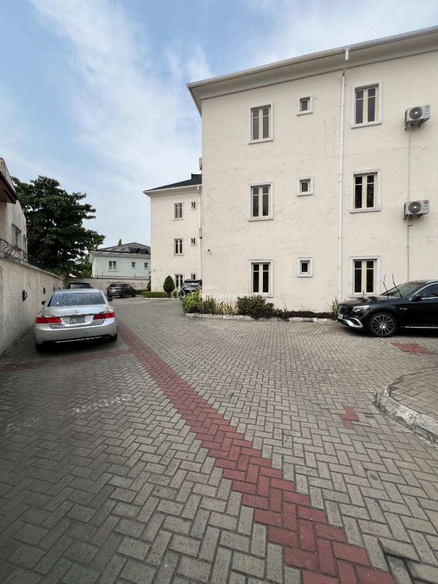 Serviced and Fully Fitted Two Bedroom Apartment, Lekki Phase 1, Lekki, Lagos, Flat / Apartment for Rent