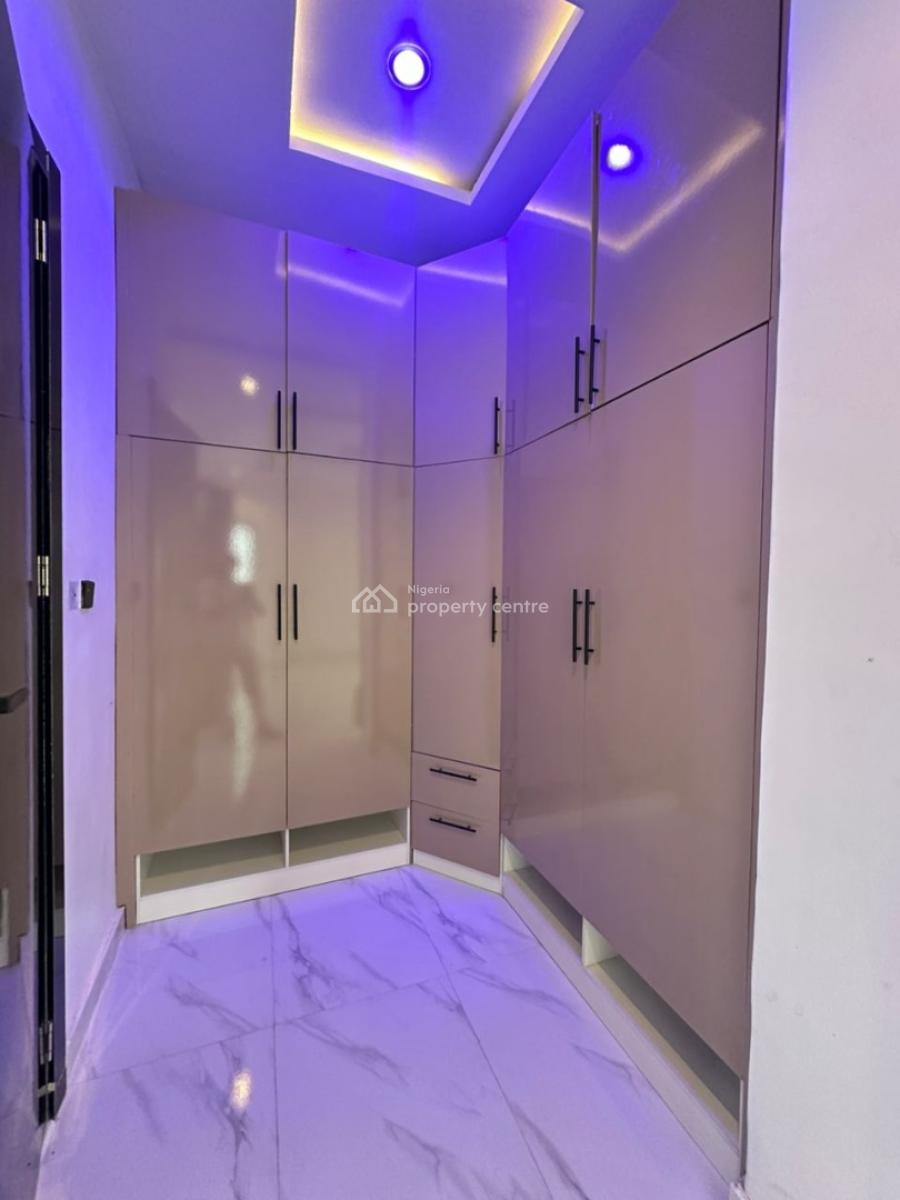 Good Deal High-end 5 Bedroom Detached with Pool & Bq, Ikota, Lekki, Lagos, Detached Duplex for Sale