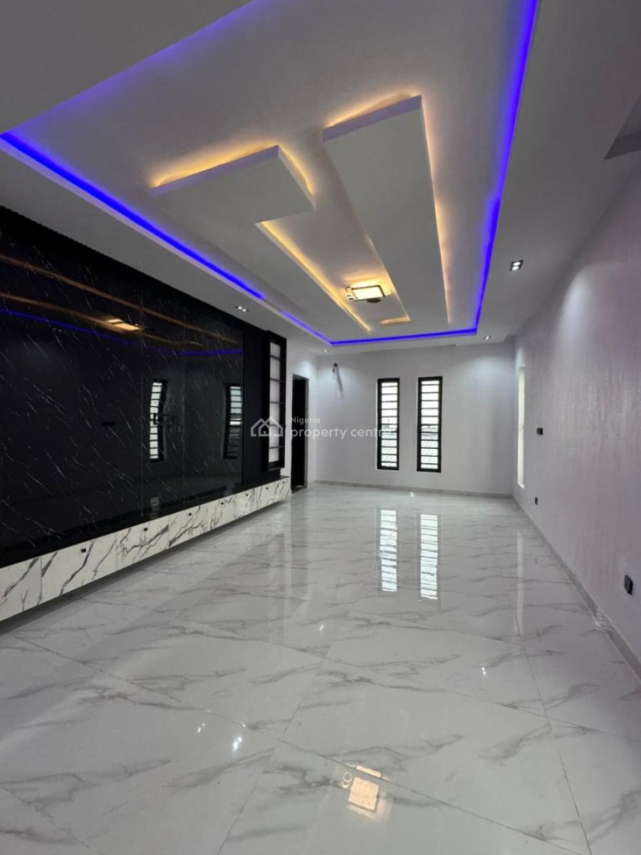 Good Deal High-end 5 Bedroom Detached with Pool & Bq, Ikota, Lekki, Lagos, Detached Duplex for Sale