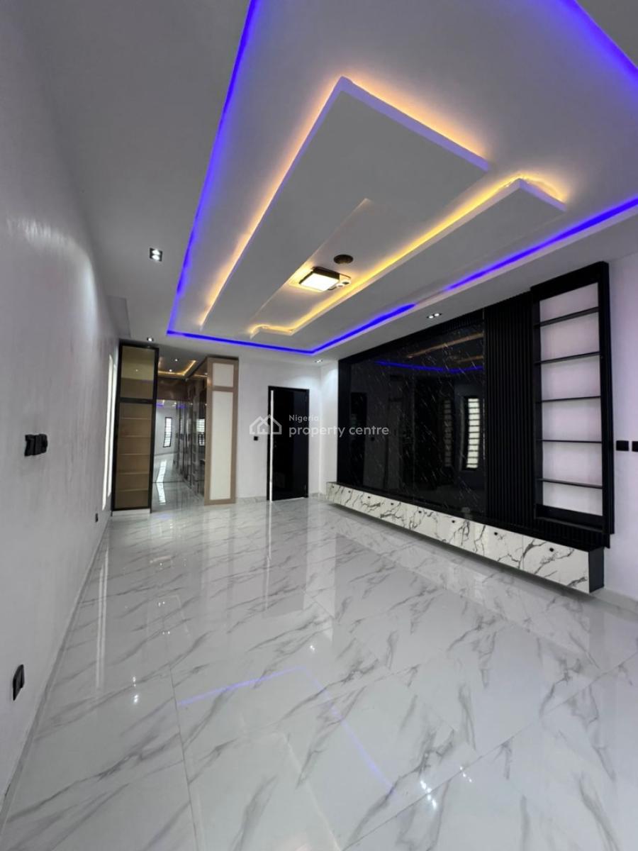 Good Deal High-end 5 Bedroom Detached with Pool & Bq, Ikota, Lekki, Lagos, Detached Duplex for Sale