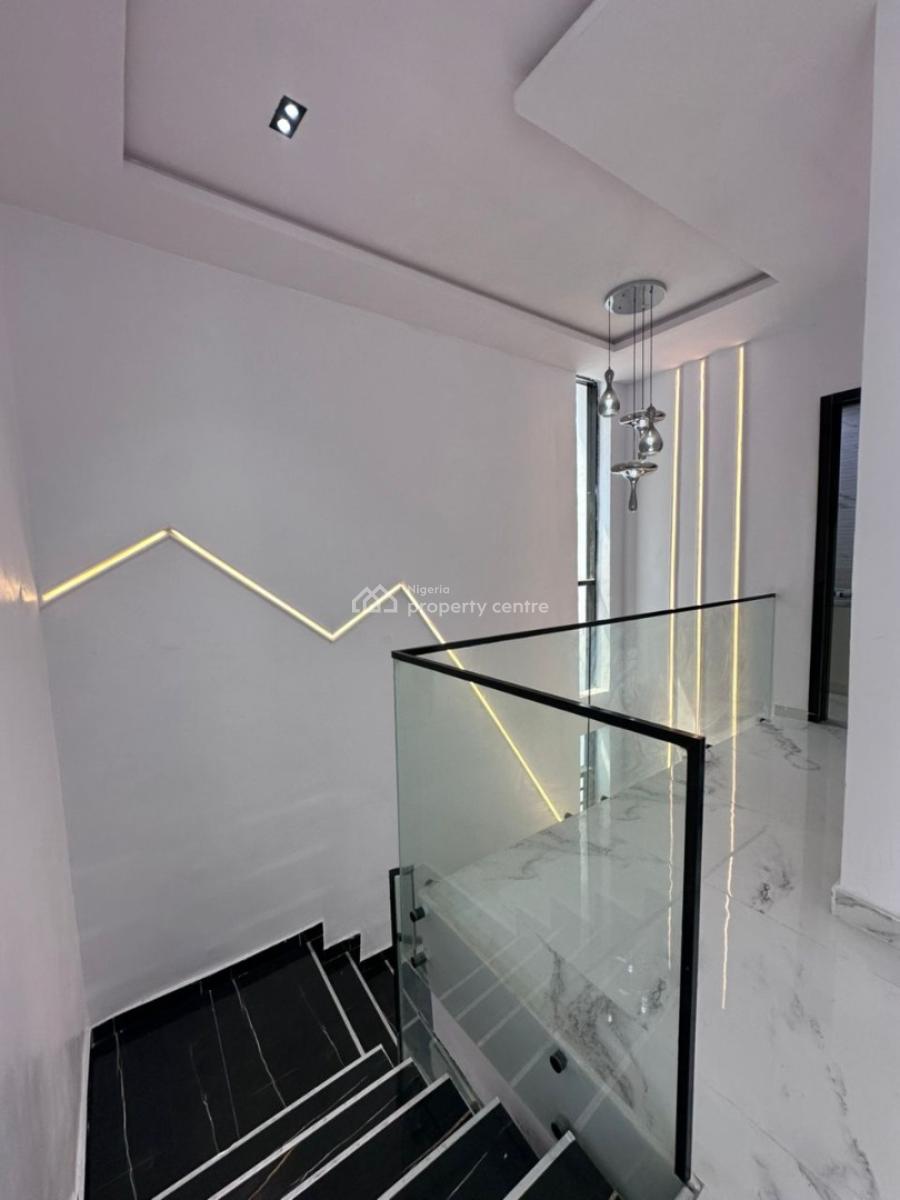 Good Deal High-end 5 Bedroom Detached with Pool & Bq, Ikota, Lekki, Lagos, Detached Duplex for Sale