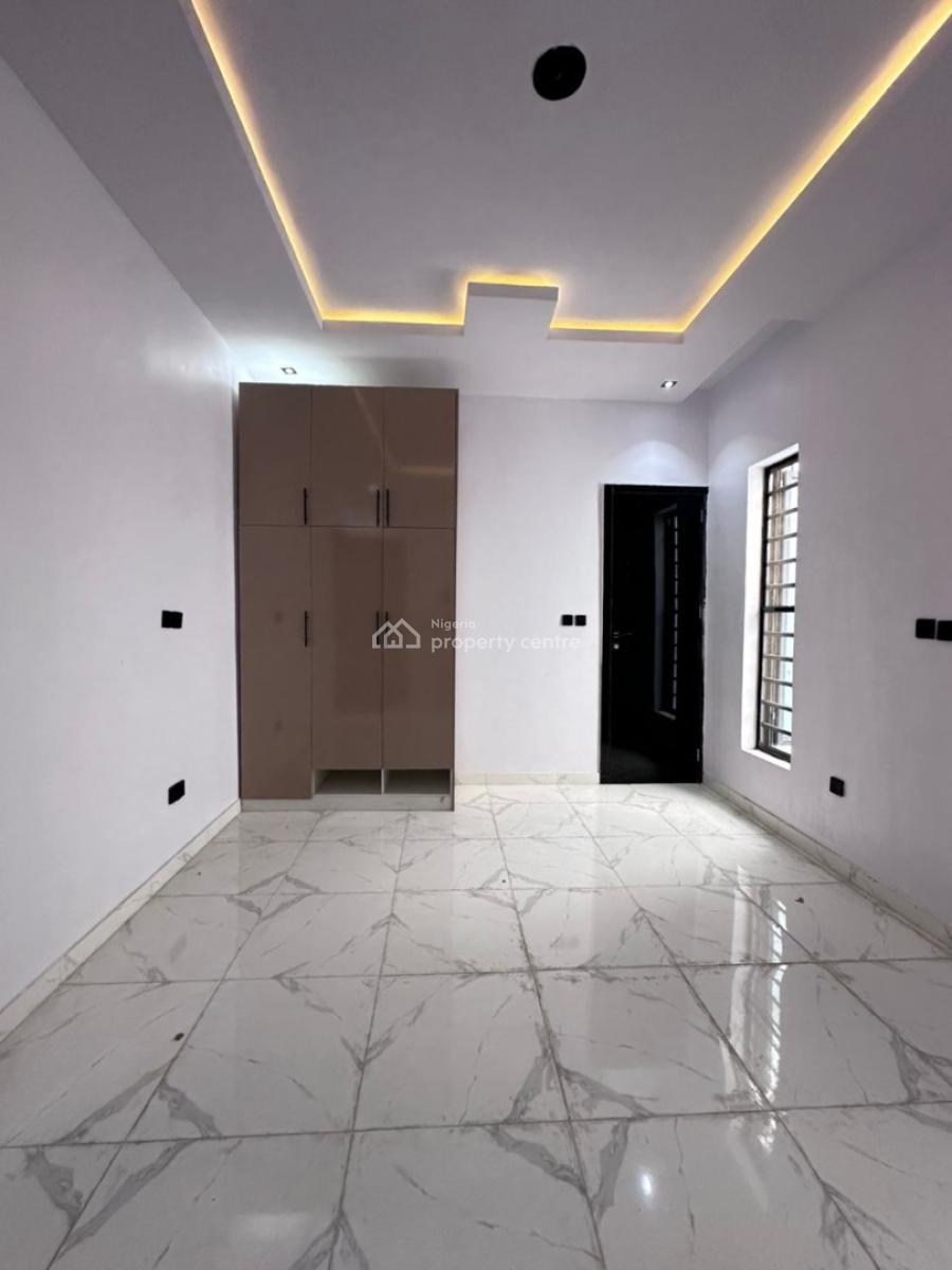 Good Deal High-end 5 Bedroom Detached with Pool & Bq, Ikota, Lekki, Lagos, Detached Duplex for Sale