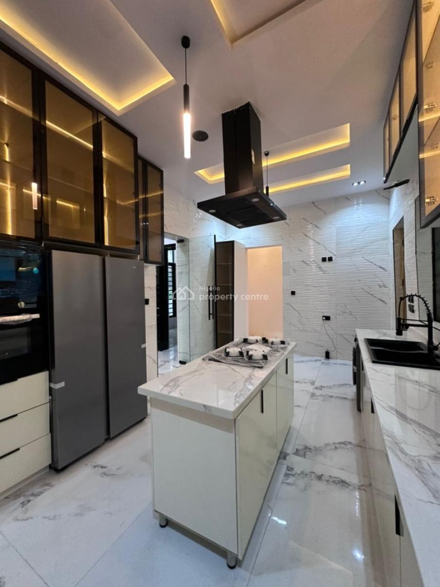 Good Deal High-end 5 Bedroom Detached with Pool & Bq, Ikota, Lekki, Lagos, Detached Duplex for Sale