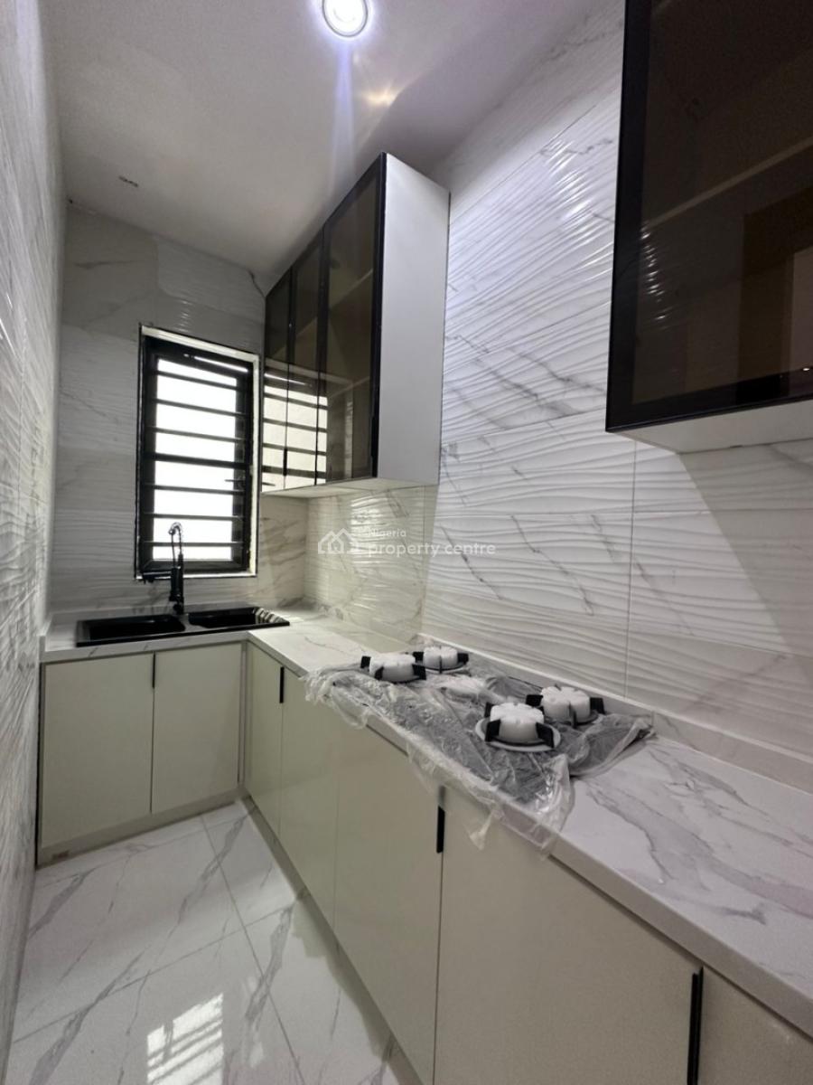 Good Deal High-end 5 Bedroom Detached with Pool & Bq, Ikota, Lekki, Lagos, Detached Duplex for Sale