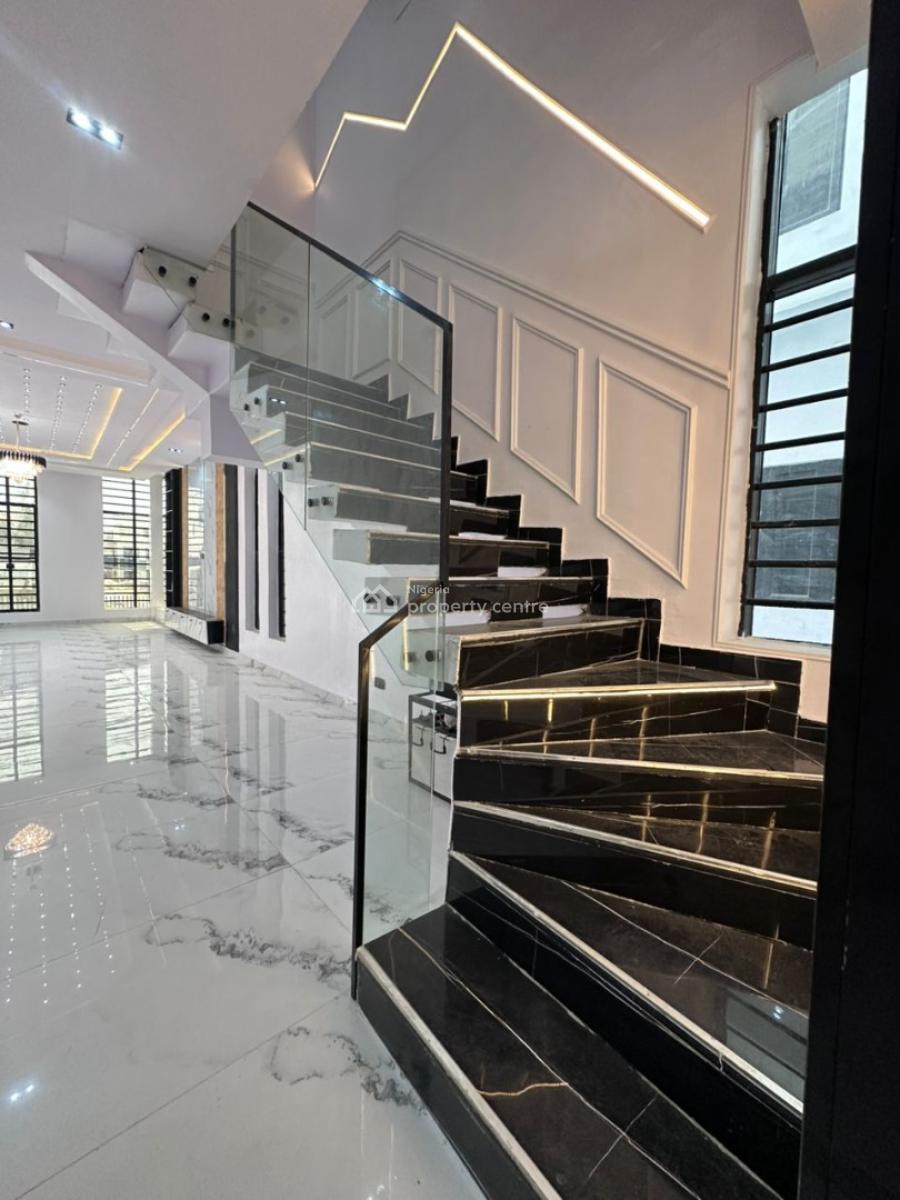 Good Deal High-end 5 Bedroom Detached with Pool & Bq, Ikota, Lekki, Lagos, Detached Duplex for Sale