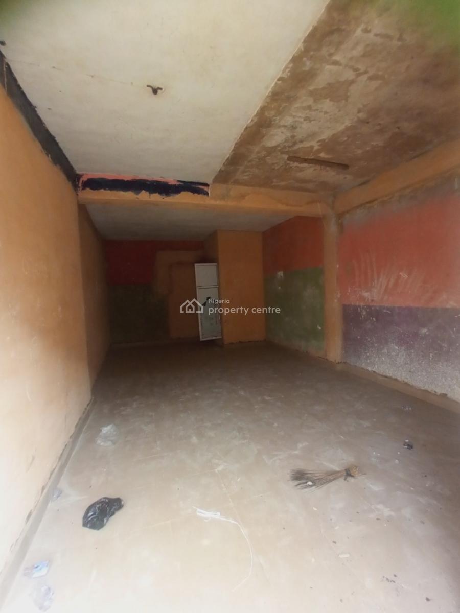 a Standard Warehouse on The Ground Floor, Facing The Road Is Availabl, Off Oworo Road, Oworonshoki, Kosofe, Lagos, Warehouse for Rent