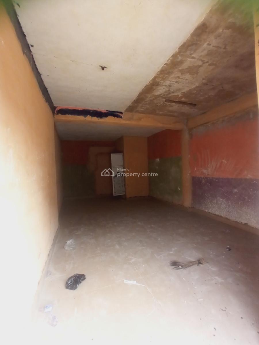 a Standard Warehouse on The Ground Floor, Facing The Road Is Availabl, Off Oworo Road, Oworonshoki, Kosofe, Lagos, Warehouse for Rent