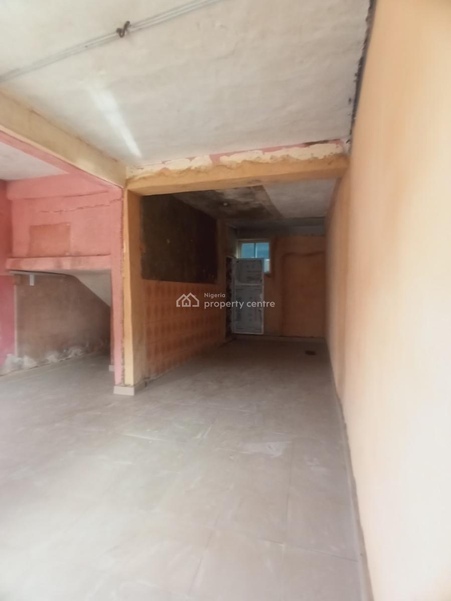 a Standard Warehouse on The Ground Floor, Facing The Road Is Availabl, Off Oworo Road, Oworonshoki, Kosofe, Lagos, Warehouse for Rent