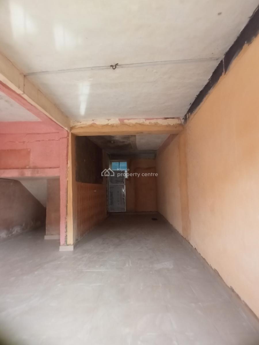 a Standard Warehouse on The Ground Floor, Facing The Road Is Availabl, Off Oworo Road, Oworonshoki, Kosofe, Lagos, Warehouse for Rent