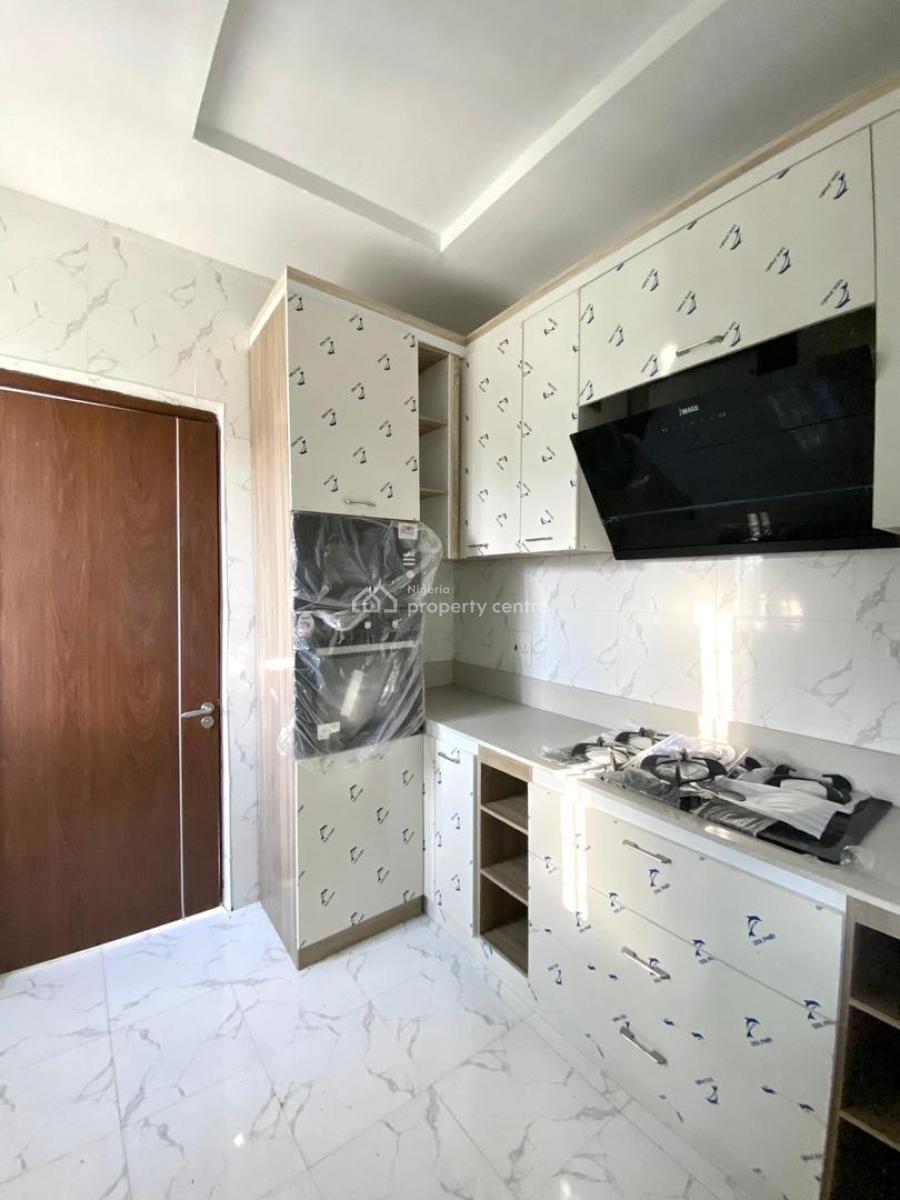 Spacious 2 Bedroom Fully Serviced Apartment with Elevator Available, Ikate, Lekki, Lagos, Flat / Apartment for Sale