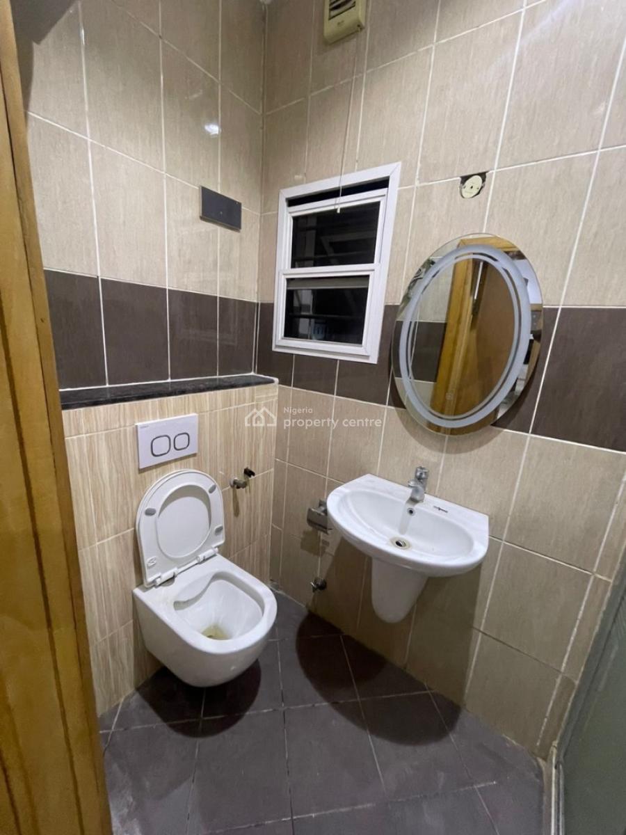 Spacious 4 Bedroom Semi Detached Duplex with 2 Bqs, Lekki Phase 1, Lekki, Lagos, Semi-detached Duplex for Rent