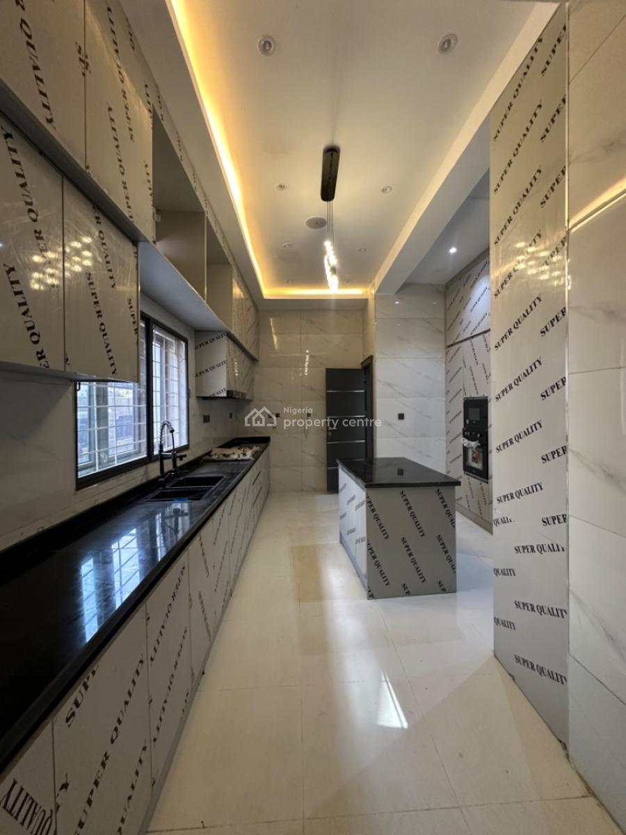 5 Bedroom Semi Detached Duplex, Guzape District, Abuja, Semi-detached Duplex for Sale