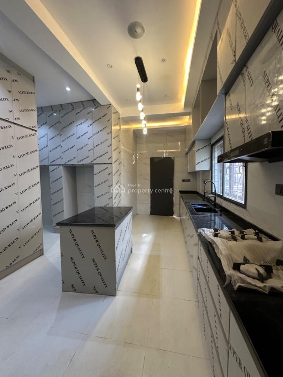 5 Bedroom Semi Detached Duplex, Guzape District, Abuja, Semi-detached Duplex for Sale