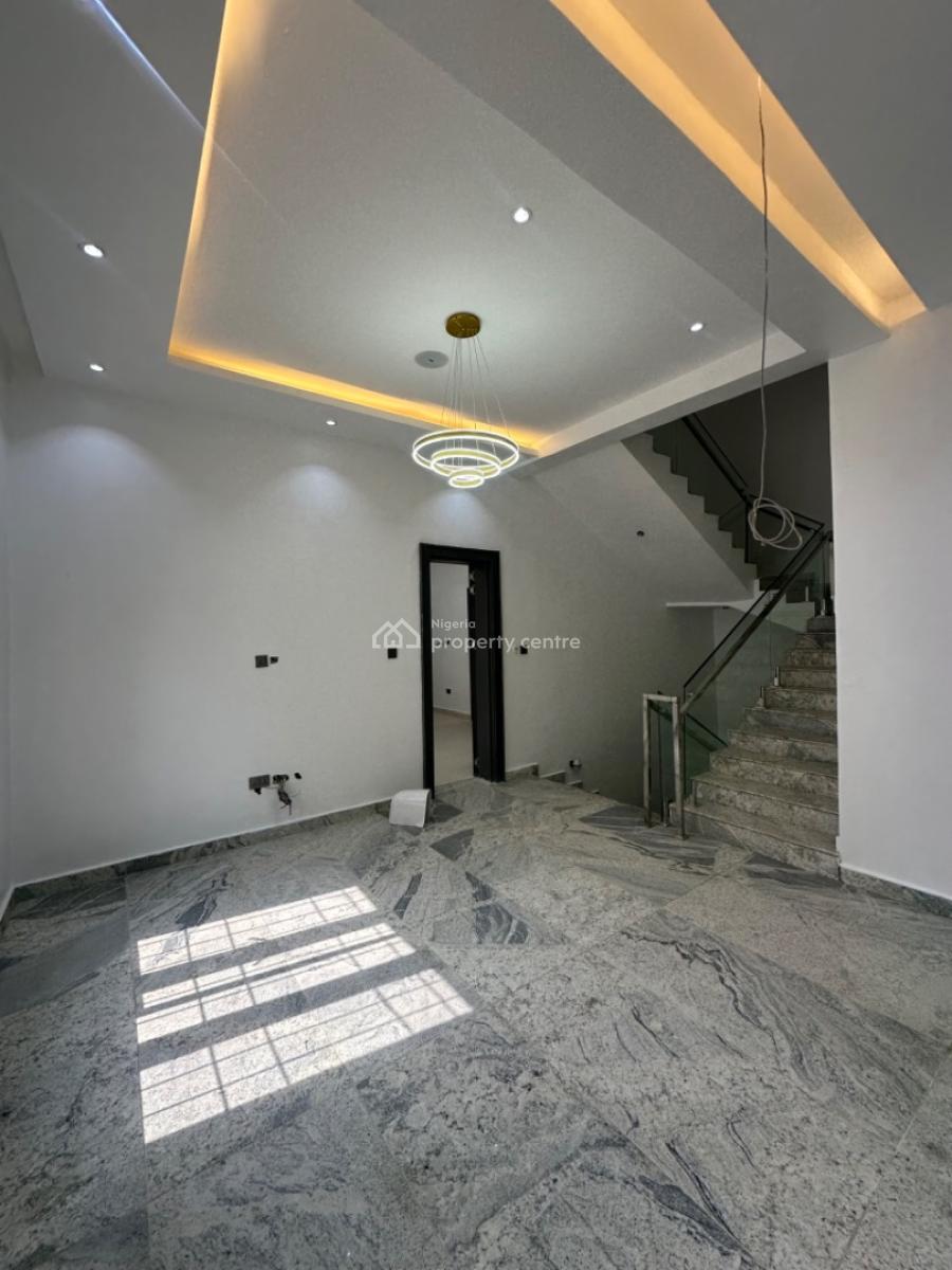 5 Bedroom Semi Detached Duplex, Guzape District, Abuja, Semi-detached Duplex for Sale