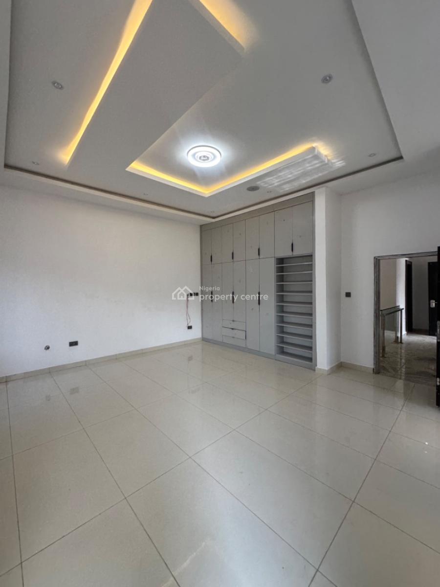 5 Bedroom Semi Detached Duplex, Guzape District, Abuja, Semi-detached Duplex for Sale