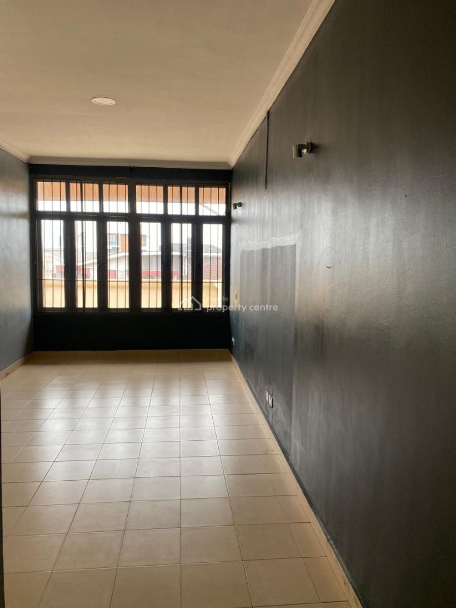 Fully Serviced Luxury 3 Bedroom Townhouse in a Serviced Estate, Ilasan, Ikate, Lekki, Lagos, Flat / Apartment for Rent
