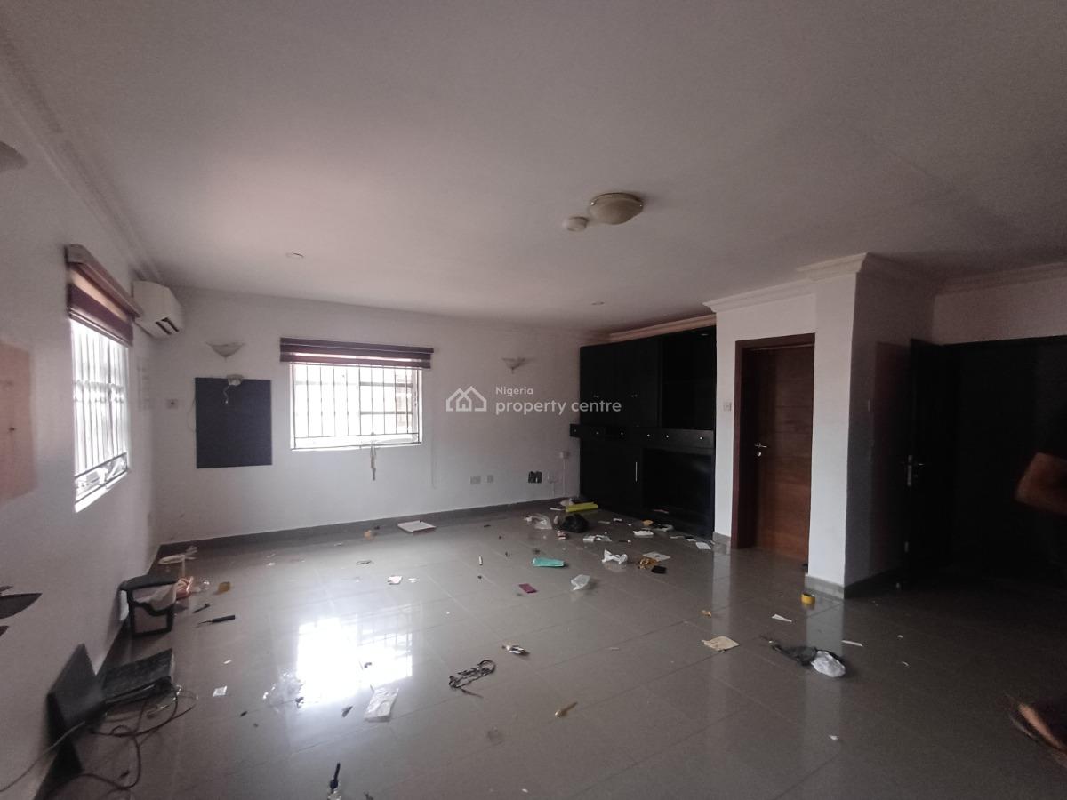 Commercial Property Clean 4 Bedroom Semi Detached Duplex with Bq, Off Admiralty Way, Lekki Phase 1, Lekki, Lagos, Semi-detached Duplex for Rent