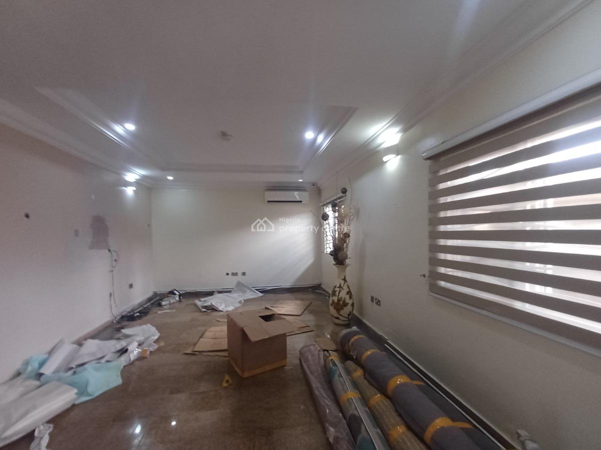 Commercial Property Clean 4 Bedroom Semi Detached Duplex with Bq, Off Admiralty Way, Lekki Phase 1, Lekki, Lagos, Semi-detached Duplex for Rent