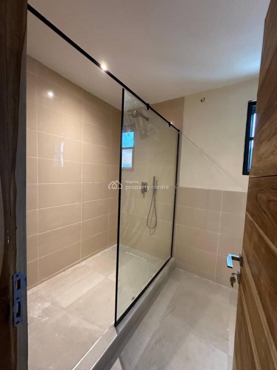 New 3 Bedroom Flat with  Boys Quarters, Lekki Phase 2, Lekki, Lagos, Flat / Apartment for Rent