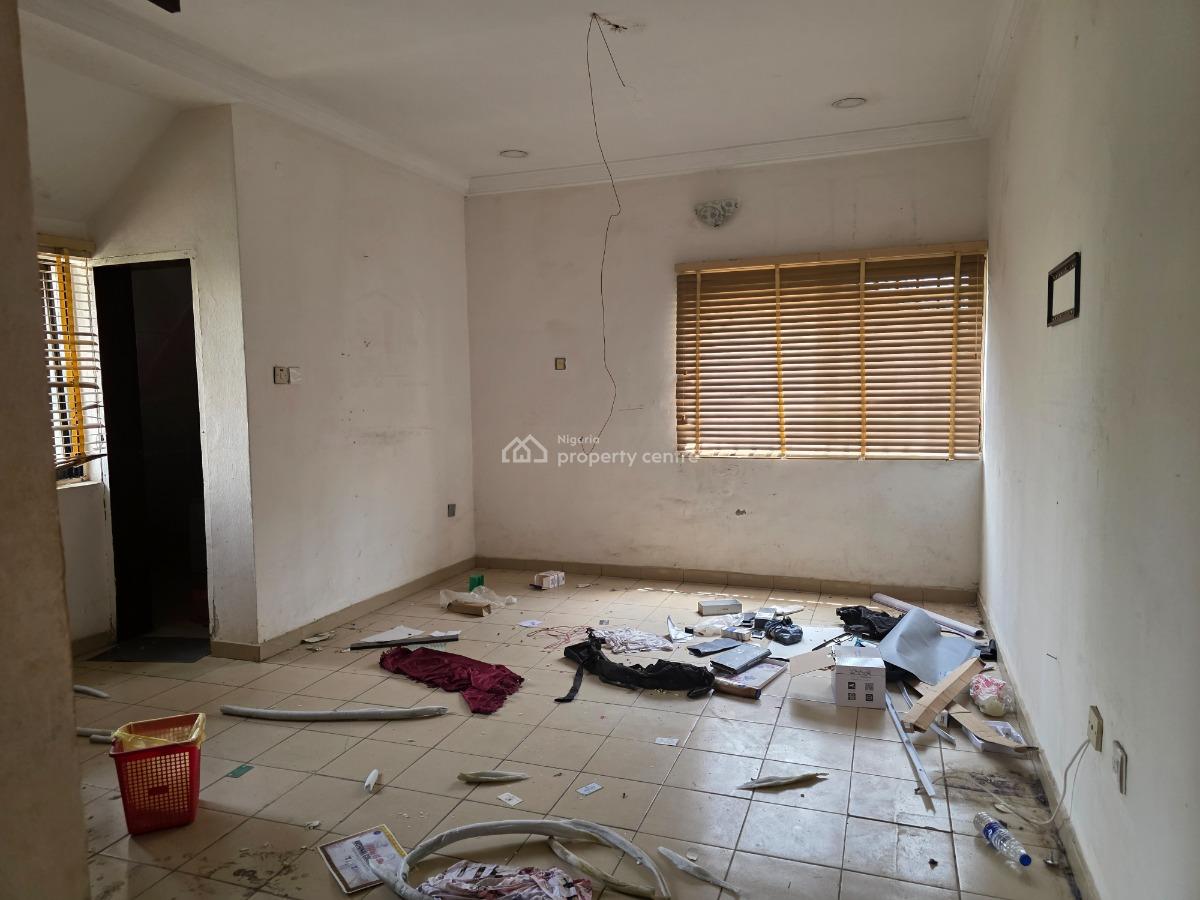 a Well Spaced 2-bedroom Flat/apartment, Utako, Abuja, Flat / Apartment for Rent