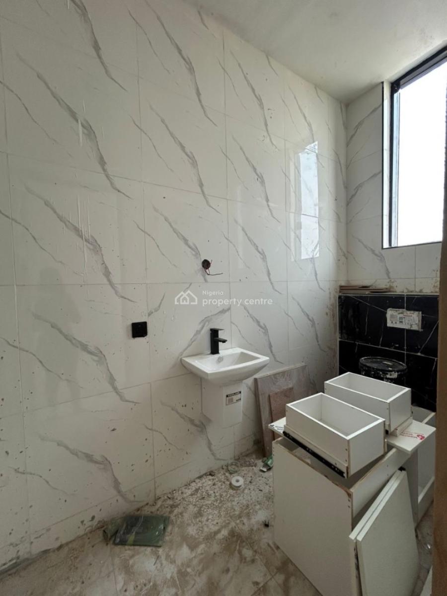 Contemporary 5 Bedroom Apartment with Bq, Ikate, Lekki, Lagos, Flat / Apartment for Sale