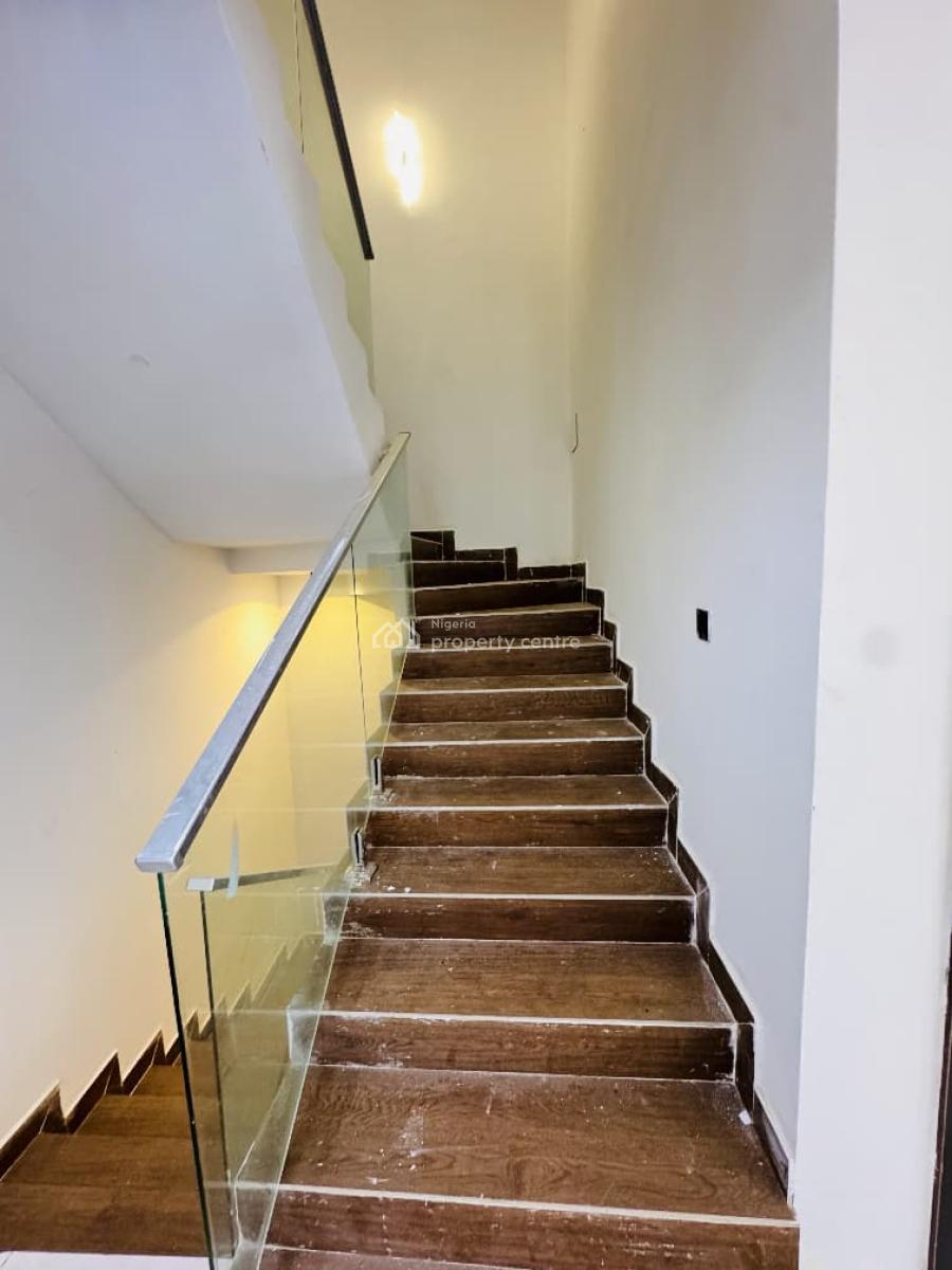 Beautifully Finished 4 Bedroom Terrace Duplex, Lekki Phase 1, Lekki, Lagos, Flat / Apartment for Rent